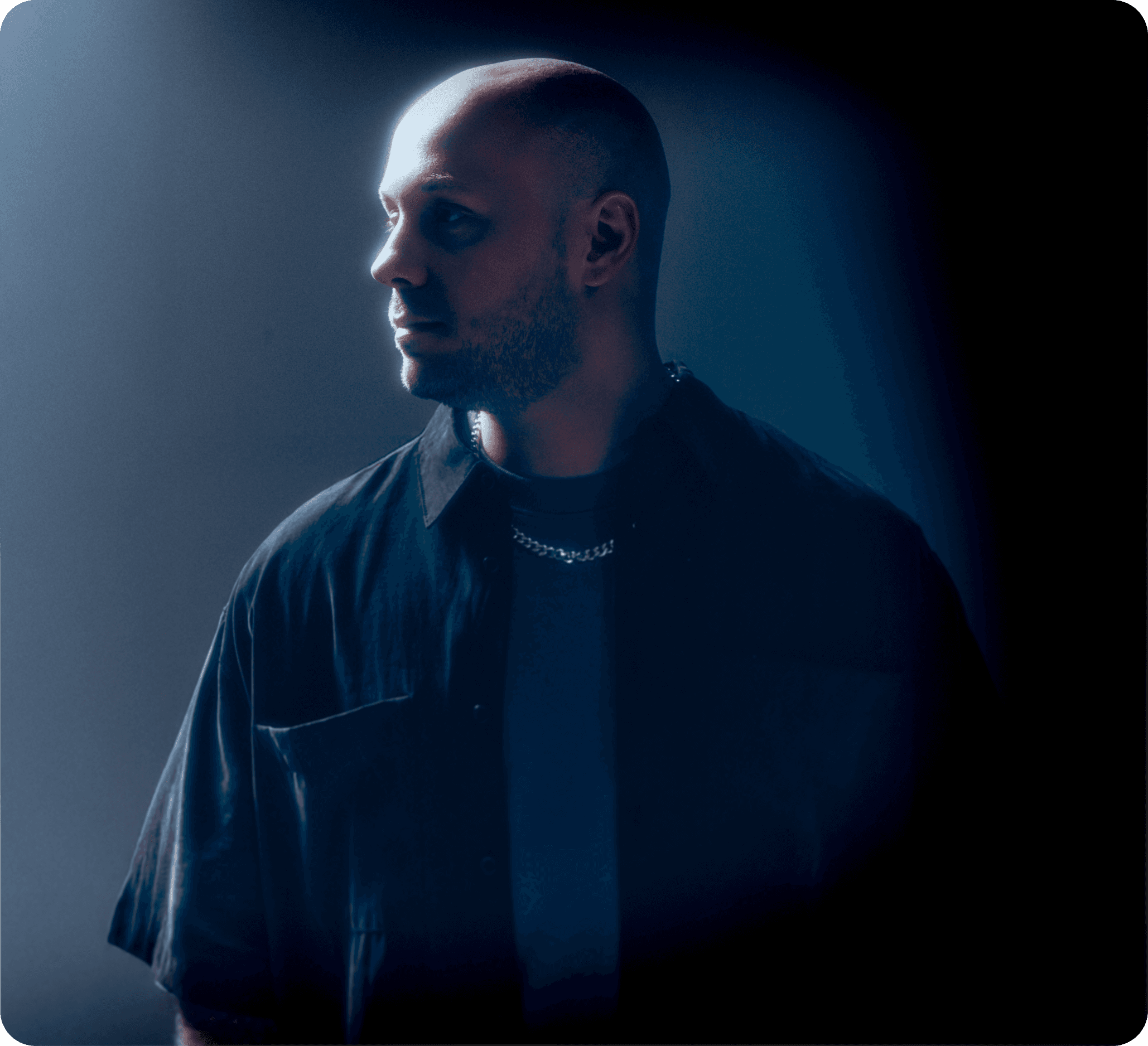 Portrait of Alex Raiu
